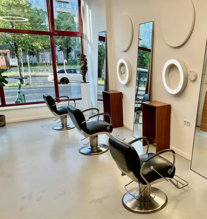 Unser neuer Salon in der Karl-Marx-Allee 58