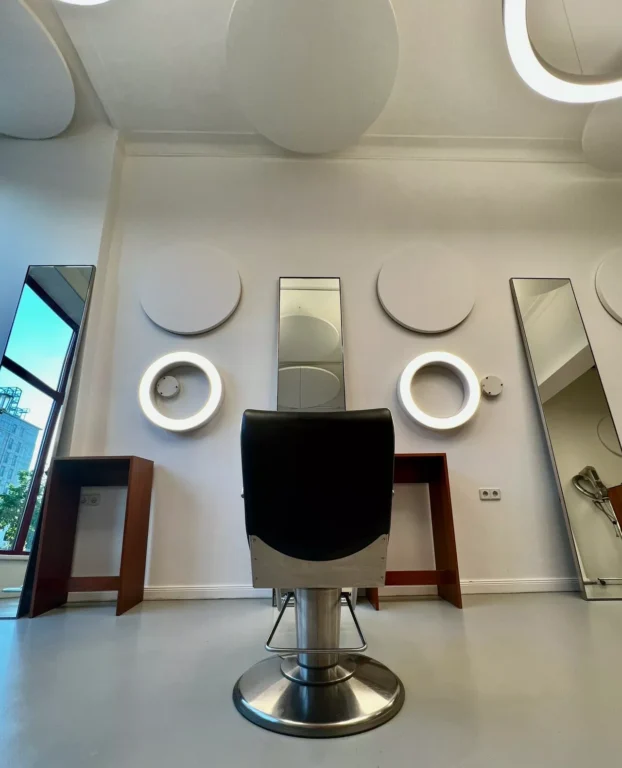 Unser neuer Salon in der Karl-Marx-Allee 58